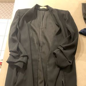 Babaton Aritzia black blazer